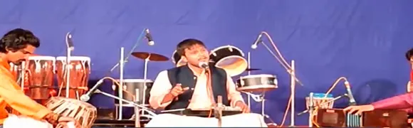 Varanasi News: बीएचयू में तिरंगा थीम पर सजा पंडाल, भारी संख्या में पहुंचे लोग