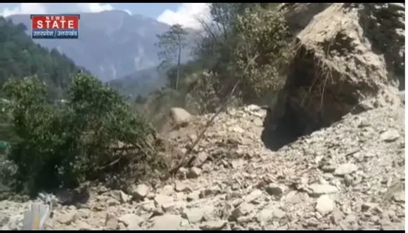 Uttarakhand News : चमोली में ऋषिकेश बदरीनाथ राष्टीय राजमार्ग बंद