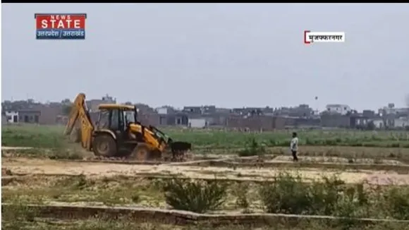 Uttar Pradesh News : मुजफ्फरनगर में अवैध कॉलोनियों पर चला बुलडोजर