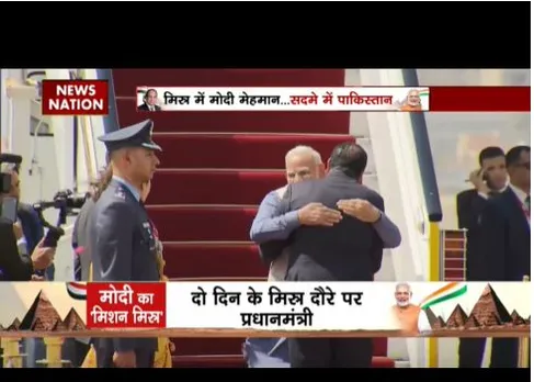 पीएम मोदी का काहिरा में शानदार स्वागत, राष्ट्रपति अल सीसी ने किया वेलकम