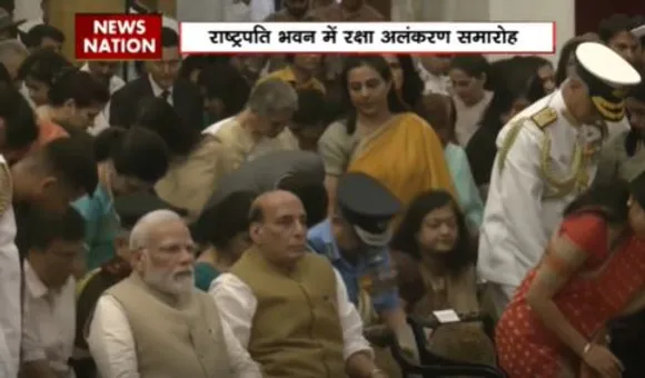Parliament SIXER : देश के वीर सपूतों को सम्मानित कर रही महामहिम राष्ट्रपति
