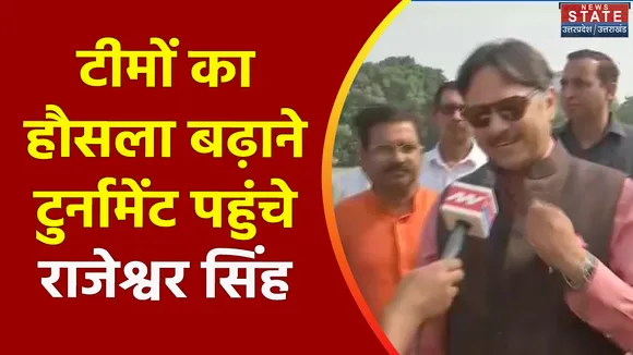 Uttar Pradesh : Lucknow के सरोजिनी नगर में नगर स्पोर्टस लीग के फुटबॉल टुर्नामेंट का फाइनल मैच