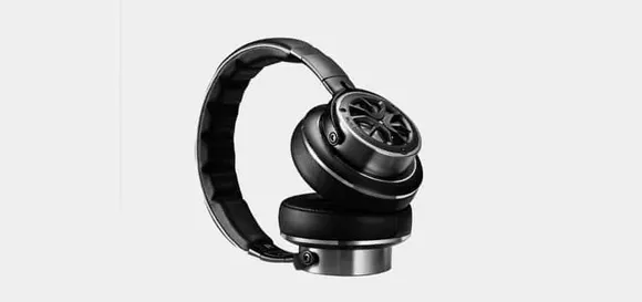 1MORE Triple Driver Headphone