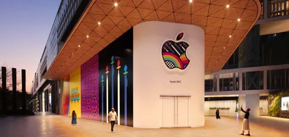 Apple second store Delhi