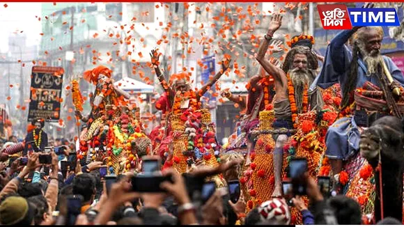 Prayagraj Glows with Devotion as Maha Kumbh 2025 Begins