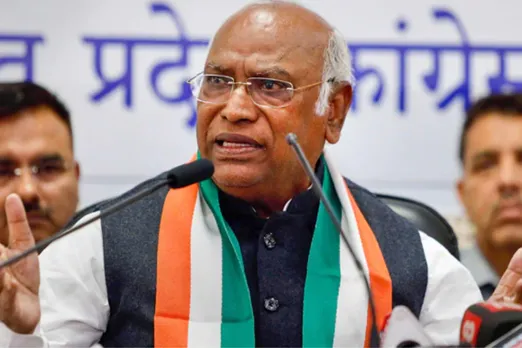 Kharge Accuses Modi Govt of Rs 455 Cr Misappropriation in “Beti Bachao, Beti Padhao”