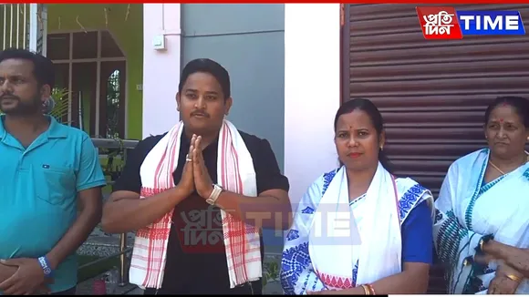 Assam: Husband-Wife Duo Campaigns Together for Panchayat Polls in Teok, Draws Public Attention