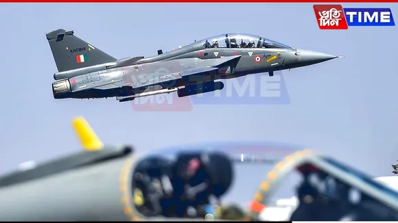 Indian Air Force (IAF) Conducts Night Drill on Ganga Expressway, UP
