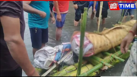 Man Dies Amid Guwahati Flood Crisis; Residents Forced to Carry Body on Makeshift Raft