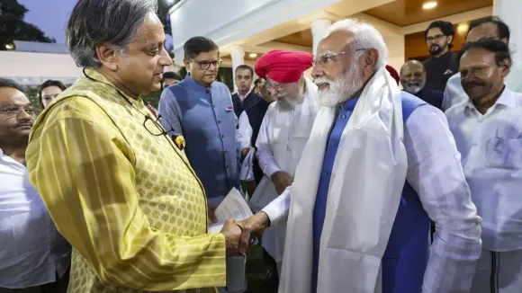 Shashi Tharoor