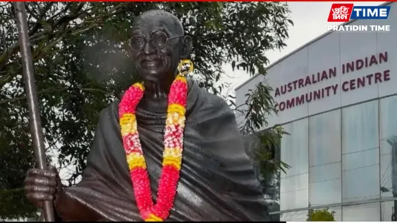 A statue of Mahatma Gandhi in Melbourne was stolen by unidentified miscreants