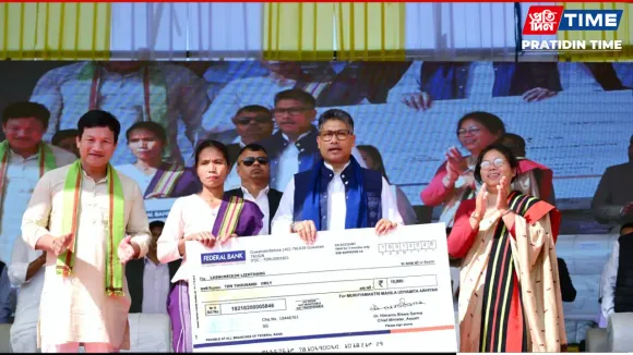 Assam Minister Pijush Hazarika distributes Mukhyamantri Mahila Udyamita Abhiyan cheques in Dima Hasao