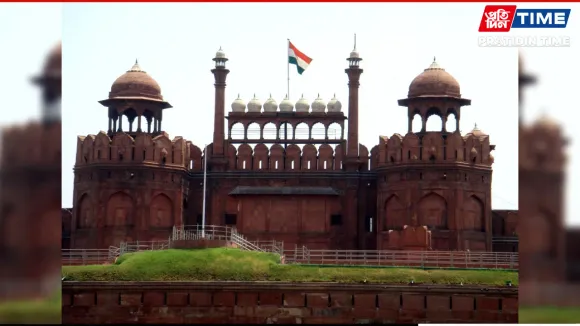 A terror alert has been issued over a possible strike in Delhi