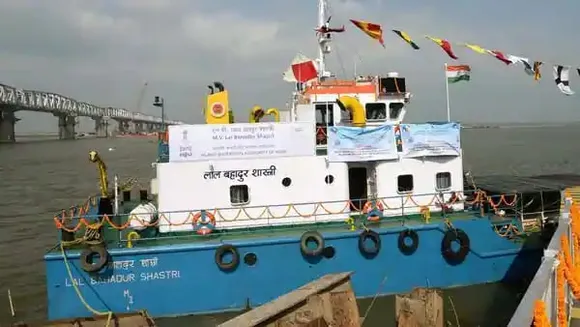 Motor vessel Lal Bahadur Shastri arrives in Assam