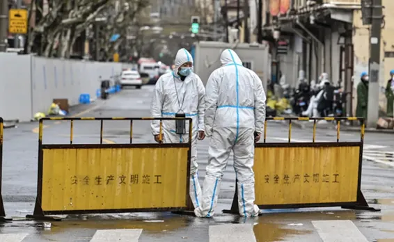 China: City of 9 Million under Lockdown As Virus Ripples Across Country 