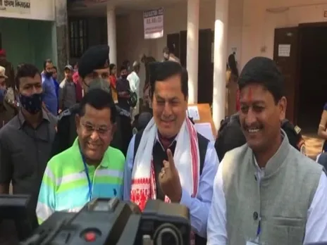 Sonowal Casts Vote In Assam Municipal Polls, Exhudes Confidence Of BJP's Win
