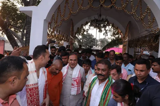 Assam CM Visits Doul Govindo Temple on the Occasion of Holi