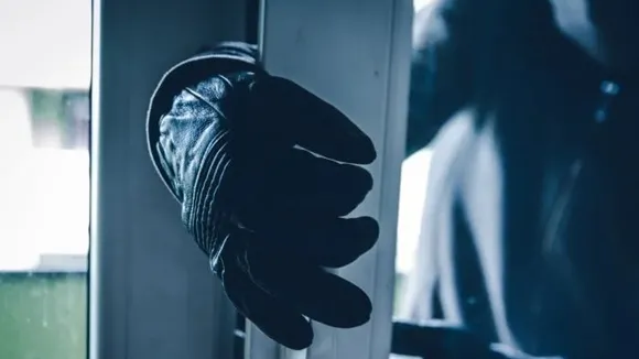 Guwahati: Thieves Break Into 2 Stores, Leave With Items Worth Lakhs
