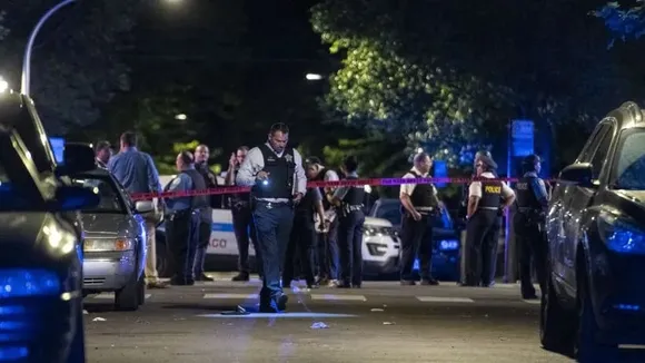 Gunman Kills 6 In Mass Shooting On I-Day In Chicago, Held