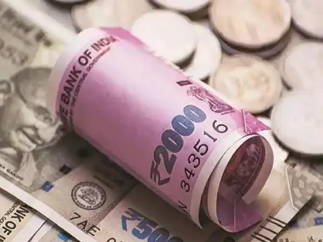 For First Time Ever, Rupee Hits Historical Low Of 80 Against Dollar