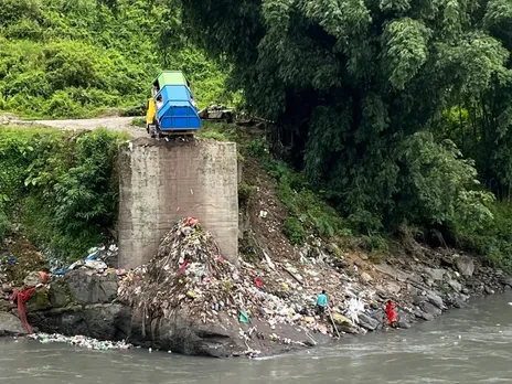 Arunachal: Prohibition on Dumping Garbage in Kameng River 
