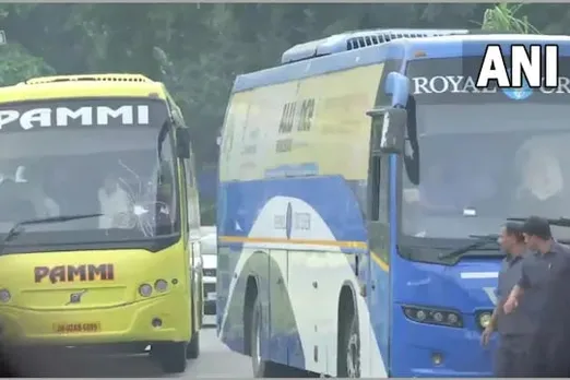 Jharkhand Pol Crisis: Buses Carrying MLAs Seen Leaving CM Soren’s Residence