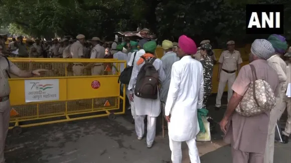 Farmers Stage Protest in Delhi’s Jantar Mantar 