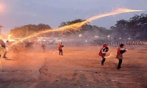 30 Injured During Traditional Hingot War Fest In MP