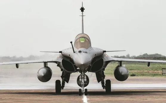 French Officials Visited India To Discuss Deal For 26 Rafale Marine Aircrafts