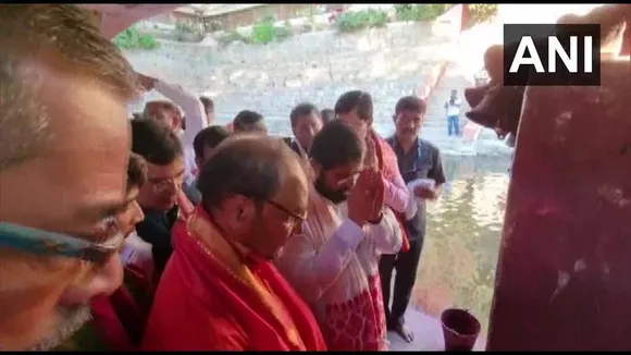 Maharashtra CM, MLAs Offer Prayers at Kamakhya Temple in Guwahati