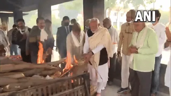 PM Modi Performs Last Rites Of Mother Heeraben In Gandhinagar