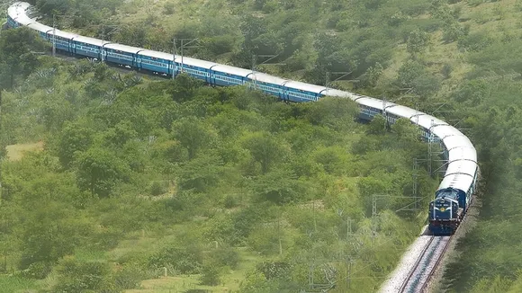 India’s Longest Train ‘Vivek Express’ to Run 4 Day Per Week from May
