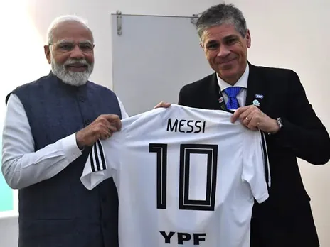 PM Modi Receives Lionel Messi Jersey as Gift