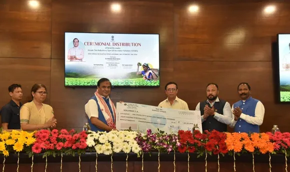 Assam CM Distributes Incentives Worth Rs 64 Cr To 370 Tea Gardens