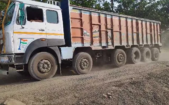 Assam: 16-Wheeler Truck Runs Over Footpath In Bokakhat, Alarms Locals