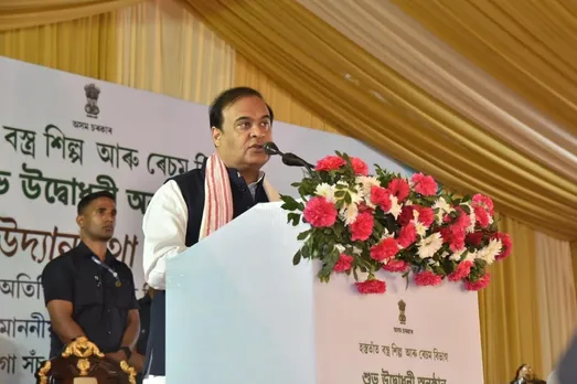 Assam CM Urges Everyone to Purchase Handloom Gamosas