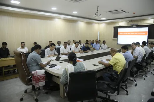 Ashok Singhal Chairs Review Meeting on 'Mission Flood Free Guwahati'