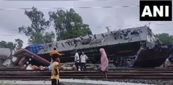 Two Goods Train Collide in West Bengal, Rail Operation Halted