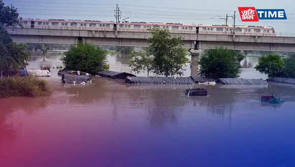Delhi Flood: Delhi Faces Unprecedented Flood Crisis as Yamuna River Breaks 45-Year Record