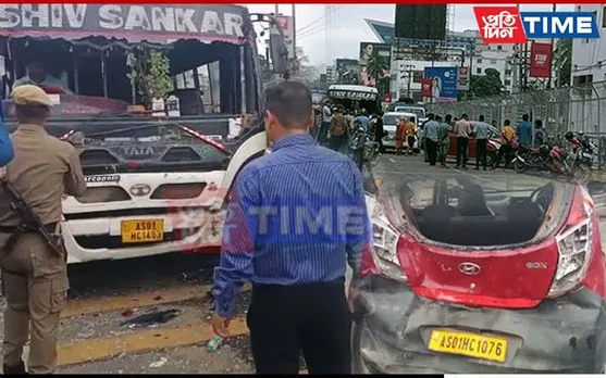 Guwahati: Traffic Snarl Atop Ganeshguri Flyover After Bus Crashes Into 3 Vehicles
