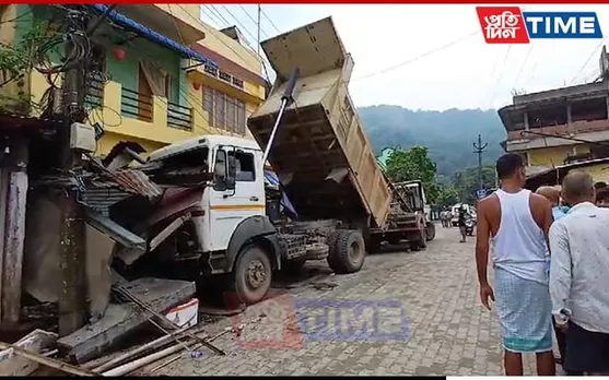 Guwahati: Dumper Truck Mows Down Shops In Bhangagarh; Drunk Driver Held