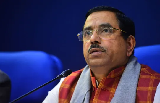 Pralhad Joshi Responds to Sonia Gandhi’s Letter on Special Session