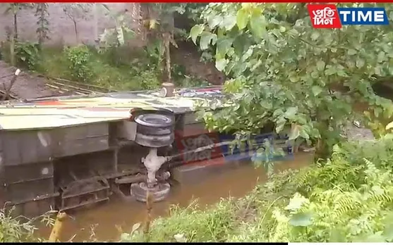 Assam: Several Injured as Bus Carrying 55 Passengers Falls Into Ditch