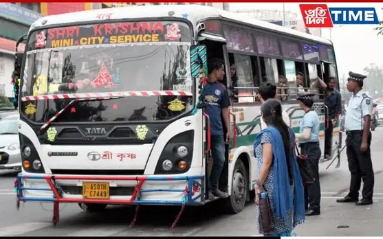 Shocking: Elderly Man Looted Inside Running Bus In Guwahati
