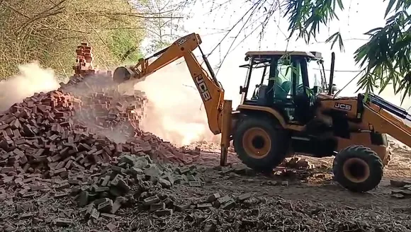 Assam: Eviction Drive Conducted Against Illegal Brick Kilns in Kamrup