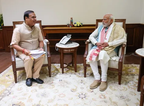 Himanta Biswa Sarma Meets PM Modi in Delhi; Invites Him to Assam