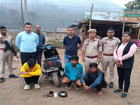 Assam STF Nabs Three Peddlers In Guwahati 