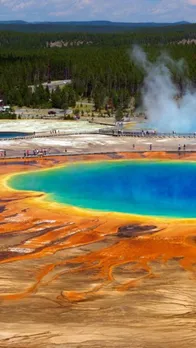 10 Unique National Parks For Astrophotography Enthusiasts