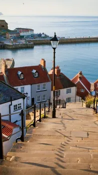 10 Charming Small Towns To Visit In New England