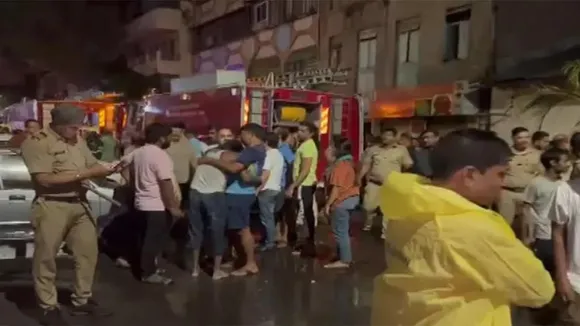 Pune: Watchman Charred To Death, 42 Students Rescued After Fire at Institute Building